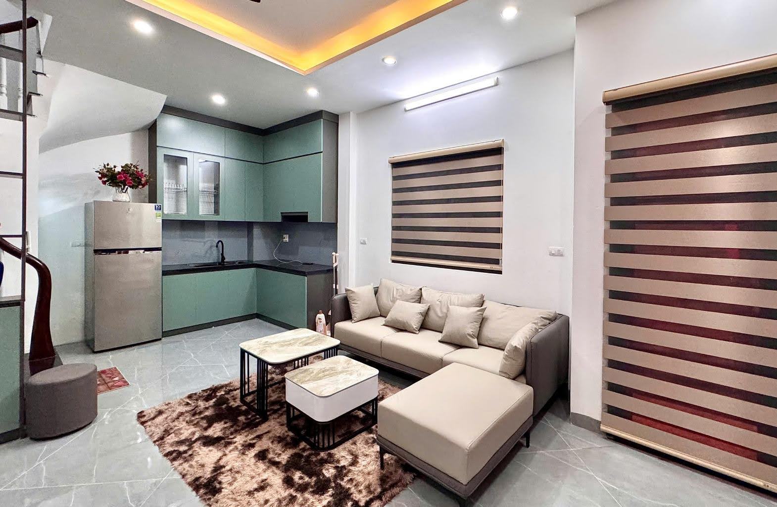 BÁN NHÀ 5 TẦNG, 3 PHÒNG NGỦ, PHỐ MINH KHAI - HÀ NỘI - GIÁ HỜ 6 TỶ HƠN - SỔ ĐỎ CHÍNH CHỦ - Ảnh 1